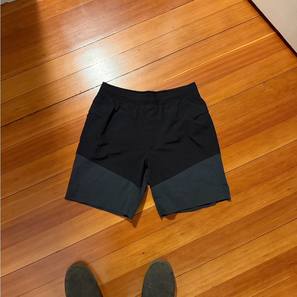 Men's Lululemon Black and Gray Bathing Suit/Board Shorts